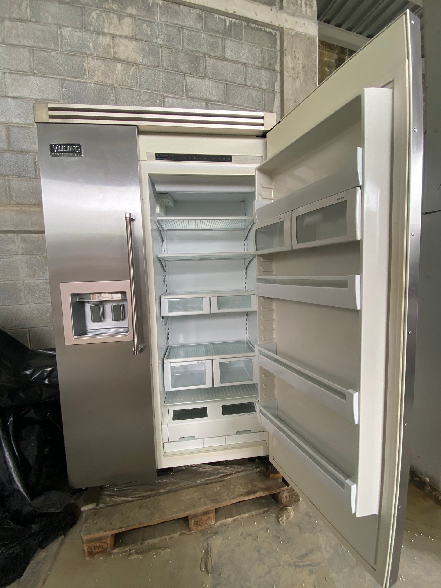Refrigerador/Congelador Viking con dispensador de agua - VCSB548DSS 48" Professional Series Side by Side con Quiet Cool - Acero inoxidable