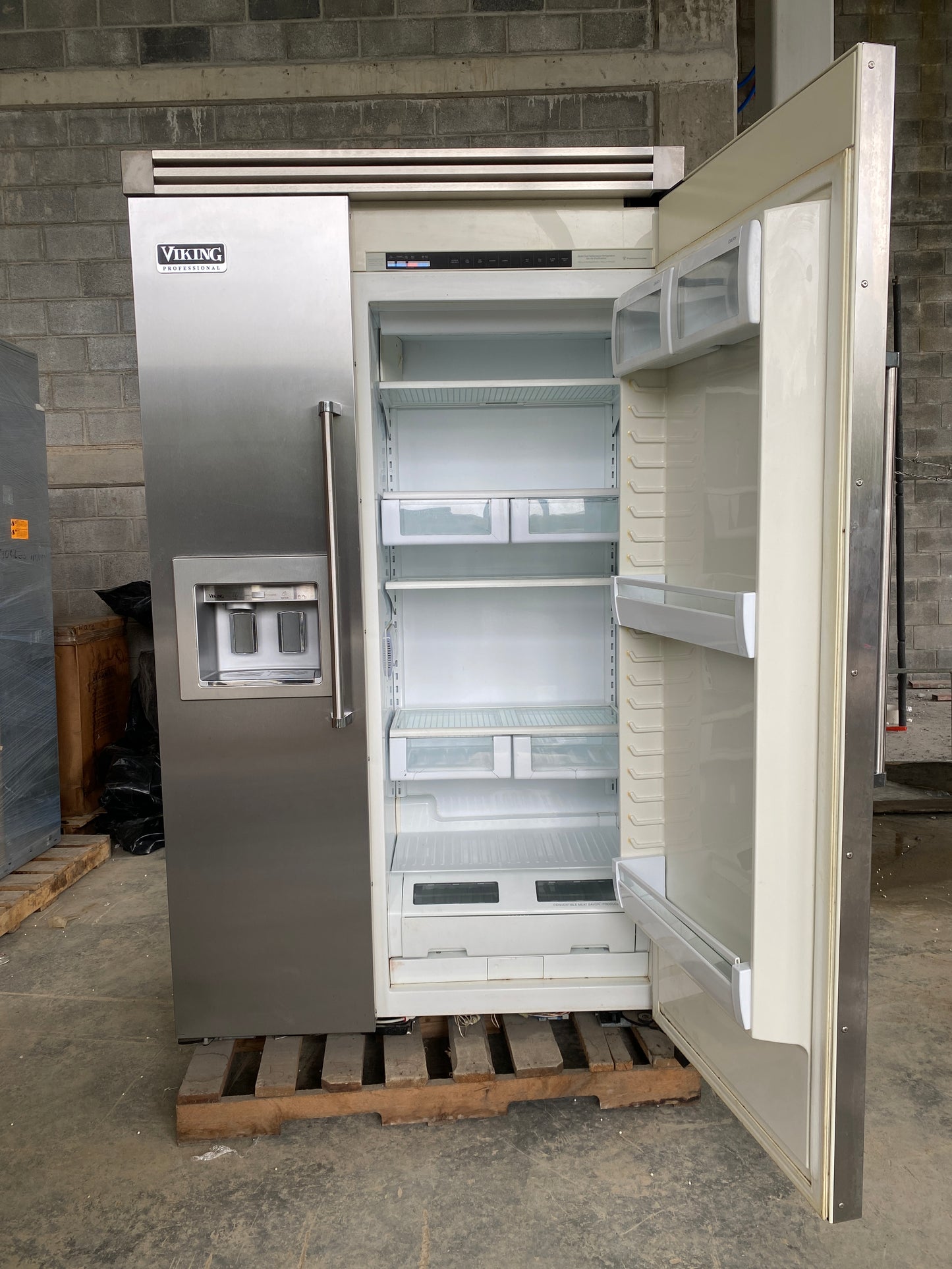 Refrigerador/Congelador Viking con dispensador de agua - VCSB548DSS 48" Professional Series Side by Side con Quiet Cool - Acero inoxidable