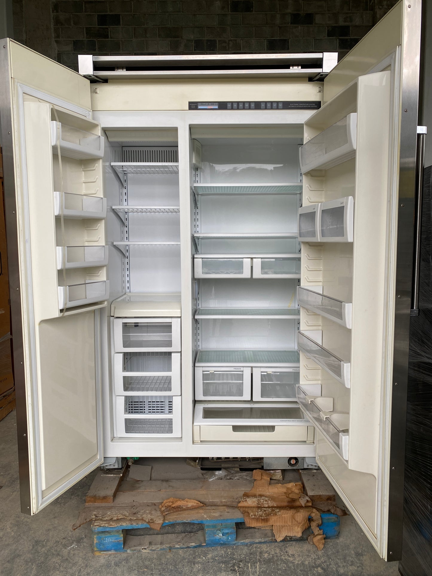 Refrigerador/Congelador Viking - VCSB5483SS 48" Professional 5 Series Side by Side con Quiet Cool - Acero inoxidable